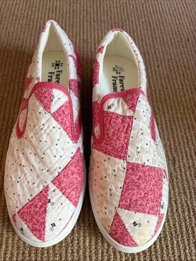 Quilted slip on Tennis Shoes
